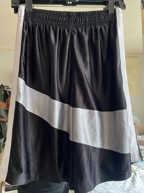 Jordan Athletic Shorts Black with Silver Wave Stripe